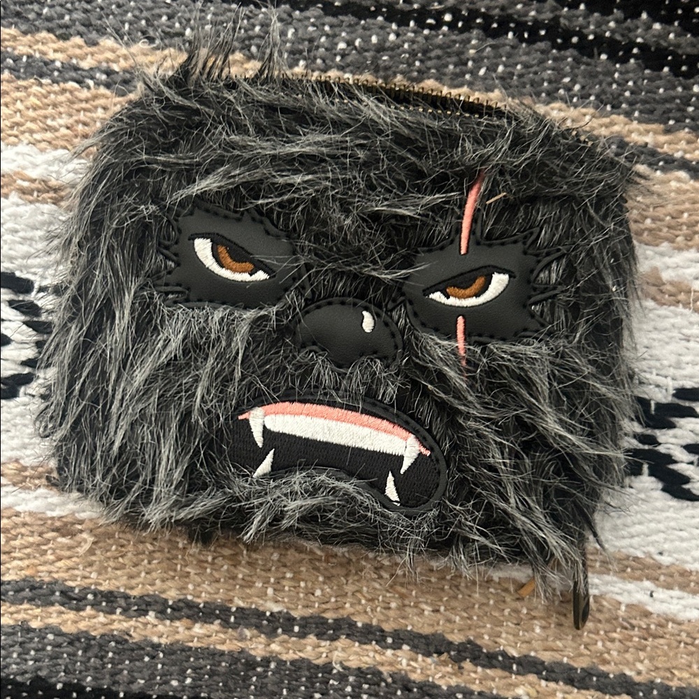 Loungefly Sdcc 2023 Star Wars Krrsantan Wallet - image 1